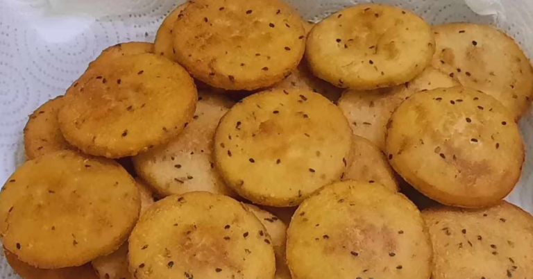 Fried pathiri