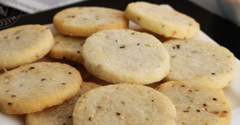 Fried Pathiri